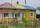 Giurgiuveanul care şi-a vopsit casa şi aproape toate obiectele din gospodărie în culorile tricolorului