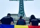 Drapelul tricolor, pe vârful Caraiman la Crucea Eroilor, de Ziua Drapelului Național - Mesajul pompierilor de la ISU Bacău