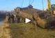 VIDEO - Au scos mașina din lac după un accident iar ce au găsit în interior i-a făcut să exclame de bucurie: "O mai băgăm o dată în apă"