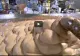 VIDEO - Din ce sunt făcuți crenvurștii. Imagini scăpate dintr-o fabrică s-au viralizat pe internet - Mai mănânci așa ceva?