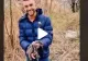 VIDEO - Imagini interzise celor cu inima slabă - Un tânăr a strâns un pumn de șerpi în parcul Crângași, pe Lacul Morii