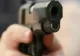Scandal cu împușcături. Un adolescent de 16 ani din Baia Mare a tras cu pistolul într-un tânăr de 25 de ani