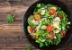 Lovitură pentru turiștii români din Grecia: O salată rustică a ajuns să coste 10 euro la tavernele din Creta 