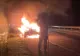 Incendiu pe autostradă - O mașină echipată cu instalație GPL a luat foc pe A1