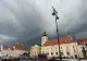 Matiz luat de vânt de pe o stradă din Sibiu, după o furtună puternică. Incredibil unde a ajuns mașina! - FOTO