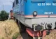 Tren blocat în câmp. Călătorii sunt ținuți fără aer condiționat, în plină caniculă