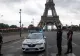 Amenințare cu BOMBĂ la Paris: Turnul Eiffel, evacuat de urgență - Mobilizare masivă de forțe - VIDEO
