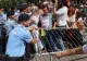 Jandarmeria Capitalei a aplicat amenzi in valoare de 9.700 de lei participanților la protestul AUR din fața Ministerului Sănătății. S-a întocmit și un dosar penal