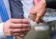 Ce se întâmplă în corpul tău dacă bei un păhăruț de tărie zilnic