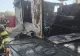 Bărbat cu arsuri de gradul 4 după ce service-ul unde lucra a luat foc. 5 mașini s-au făcut scrum