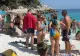 Mișcarea prosoapelor îi exasperează pe turiștii din Grecia. "Am dat 15 euro pe șezlong. Ar trebui să fie o diferență"
