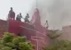 Biserici incendiate și lupte de stradă în Pakistan. Video din mijlocul iadului stârnit în numele religiei