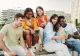Adolescenții cred mai mult decât adulții teoriile conspiraționiste propagate online - Studiu