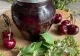 Cum prepari o garnitură originală de cireșe sau vișine murate - Trucul simplu pentru o conservă de fructe