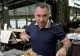 Pescobar, prietenul lui George Simion, sfidează din nou. Baronul racilor se laudă cu un burger cu foiță de aur