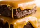 Negresele cu caramel sărat, desertul delicios ce poate fi servit oricând - Cele 2 trucuri pe care e bine să le știi