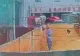 Un muncitor a fost filmat când urina într-un container dintr-o fabrică de bere. Sortimentul e comercializat și în România