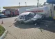 Pericol uriaș de explozie, după ce o mașină a lovit violent o butelie cu GPL - Șoferul a făcut atac de panică