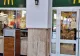 Restaurantul Mc Donald's din Gara de Nord, închis de ANPC. Mizerie de nedescris găsită de inspectori VIDEO