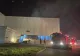 Incendiu de proporții la o fabrică de reciclat hârtie. Toți cei 70 de angajați au reușit să scape FOTO