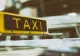 Accident bizar în Capitală. Un biciclist a intrat în plin într-un taxi 