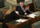 CIRC total în Senat la ridicarea imunității lui Florin Cîțu - Șoșoacă: „Hello, Superman, Xena is speaking” / Simion a descins cu membrii AUR, cu pancarte