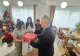 Nicolae Ciucă și-a sărbătorit ziua numelui printr-o vizită surpriză la un centru de copii din Ilfov 