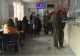 Pe final de an, oamenii se înghesuie să plătească impozitele. Cozi ca la supermarket la ghișee