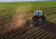 O familie din India a ajuns să exploateze 27.000 de hectare de teren agricol în România