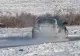 Ce se întâmplă atunci când faci scheme cu mașina pe un lac înghețat. FOTO