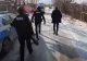 Bolnav psihic, baricadat de 5 zile în casă, scos cu forțele speciale din apartament VIDEO