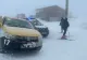 Un taximetrist a urcat cu mașina pe pârtie ca să lase un client. Incredibil ce le-a spus jandarmilor - FOTO
