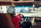 Câți pasageri au voie să transporte în mașină, de fapt, șoferii începători? 