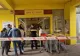 Tavanul unui supermarket din București s-a desprins și a căzut în capul unei cliente în vârstă de 70 de ani. Femeia, luată cu salvarea - VIDEO