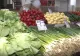Postul Paștelui, tot mai greu de ținut! Prețurile la legume și fructe au explodat: oamenii trec neputincioși pe lângă tarabe