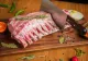 Cât a ajuns să coste carnea de miel în piețe și magazine. Puțini români și-o mai permit