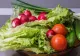Salata verde, mai periculoasă pentru sănătate decât carnea de porc. Când devine toxic cel mai consumat aliment de primăvară