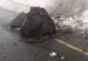 Transalpina rămâne închisă. Bucăți de stâncă au căzut pe șosea - VIDEO