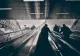 Panică la o gură de metrou din București. Un pasager a fost prins pe șine