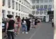 Tinerii votează. Mobilizare masivă în complexul studențesc Regie: Cozi uriașe la secțiile de votare