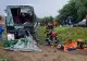 Autocar cu 57 de persoane, implicat într-un grav accident de circulație pe DN1. Trei persoane, transportate la spital