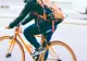 Un bărbat de 48 de ani a murit. A fost lovit de o mașină în timp ce se plimba cu bicicleta