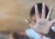 Copil de 11 ani, bătut cu bestialitate de tatăl prietenului său de joacă. Părintele agresor a încercat apoi să cumpere tăcerea familiei victimei