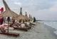 Aberația prețurilor din Mamaia: Închirierea unui șezlong a ajuns să coste cât unul nou din magazin