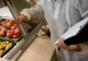 A plouat cu amenzi pe litoral, după controalele ANSVSA. Alimentele depozitate în condiții mizerabile i-au speriat pe inspectorii sanitari