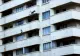 Motivul pentru care unii români pot rămâne fără apartamente. Asociația poate să ceară executarea silită și să scoată casele la licitație  