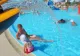 Viol la un parc acvatic din Satu Mare! Un tânăr de 18 ani a fost reținut după ce a fost surprins întreținând relații sexuale cu o minoră de 14 ani