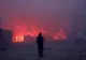 Grecia cere ajutorul Uniunii Europene în lupta împotriva incendiilor din apropierea Atenei. România, Italia, Franţa și Cehia anunţă ajutoare