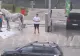 Un bărbat din Târgu Jiu s-a ales cu dosar penal după ce a mers cu calul la... spălătoria auto! VIDEO