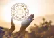 Horoscop luni, 9 septembrie. Berbecii stau bine la capitolul bani, Racii au de luat decizii importante